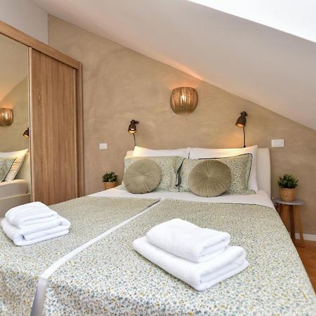 Apartment Sunny Bay - Free Parking Дубровник Екстер'єр фото